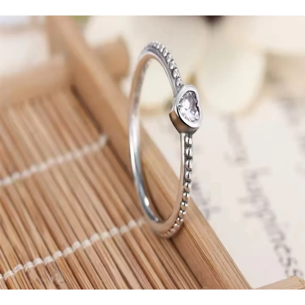 NEW Women's Milgrain 925 Sterling Silver Diamond Simulant Heart Ring, Size 9‎